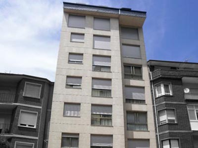 12 viviendas y local comercial en Ponferrada
