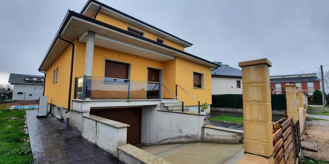 Vivienda unifamiliar aislada, Fuentesnuevas-Ponferrada (León)