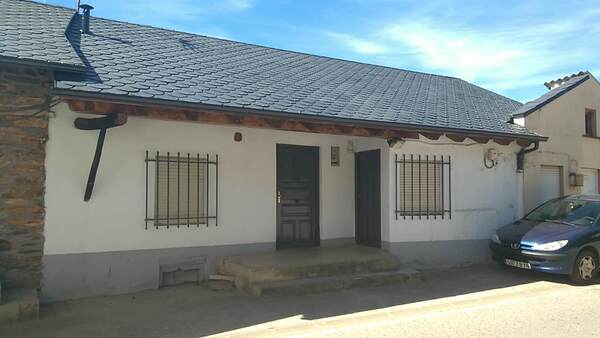 Sustitución de cubierta en vivienda unifamiliar en Valle Finolledo, León